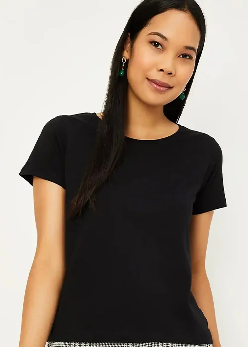 Women Solid Round Neck Pure Cotton Black T-Shirt